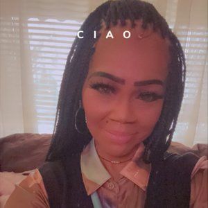 Meet your Posher, Jacqueline